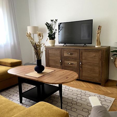 Apartman Francesca Pula Exteriör bild